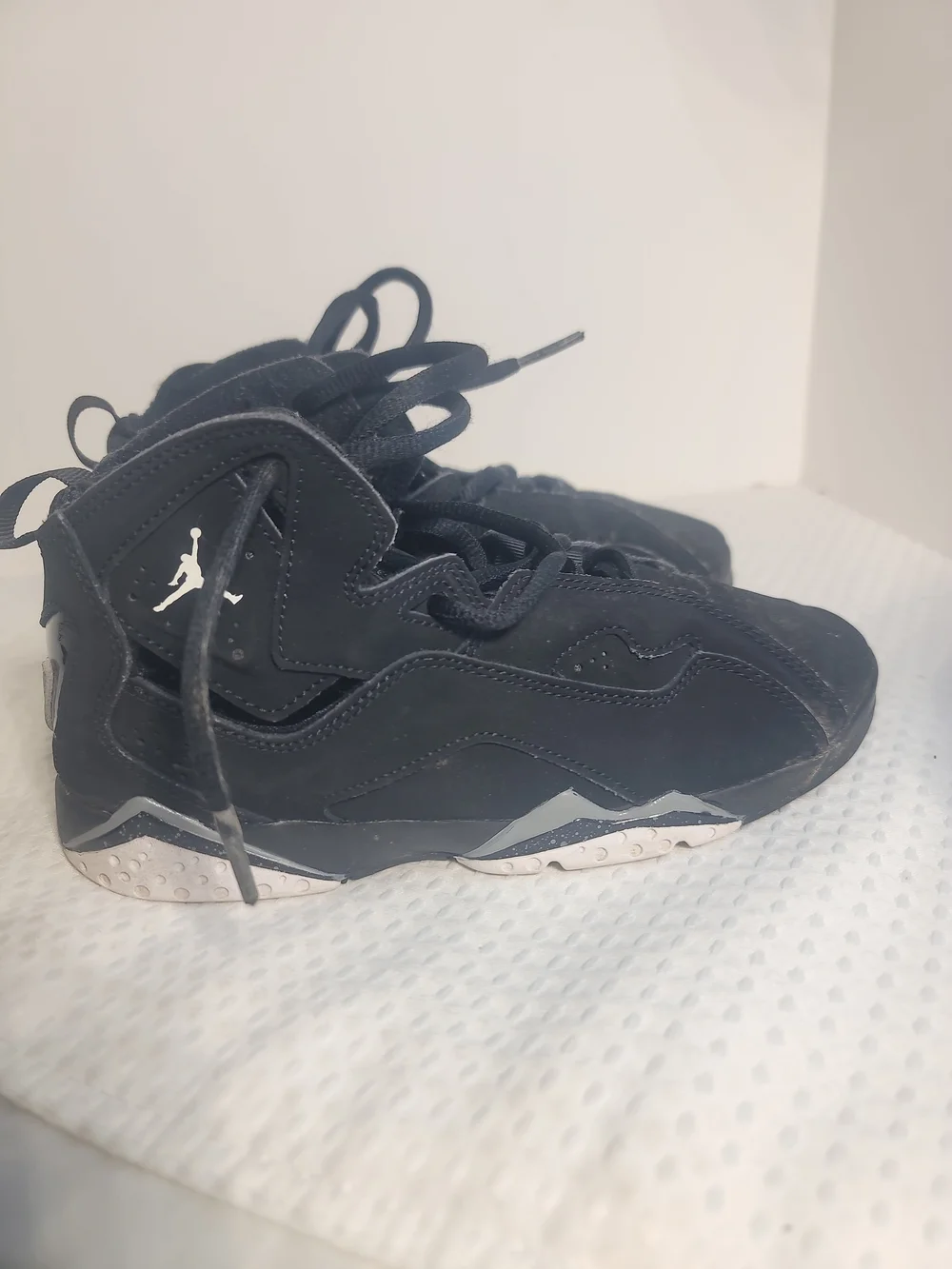 Kids' Black High-Top Basketball Sneakers - Jumpman Logo
